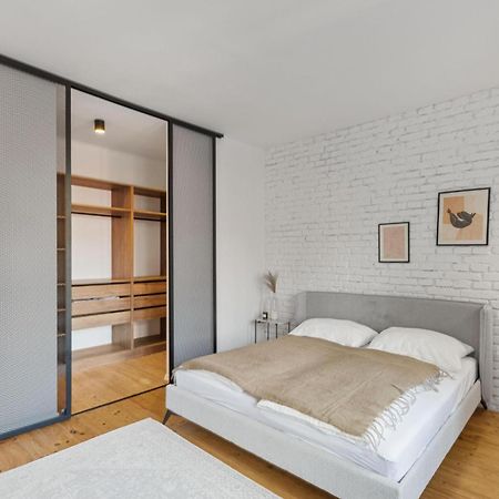 Ah Luxury Old Town Apartman Pozsony Kültér fotó